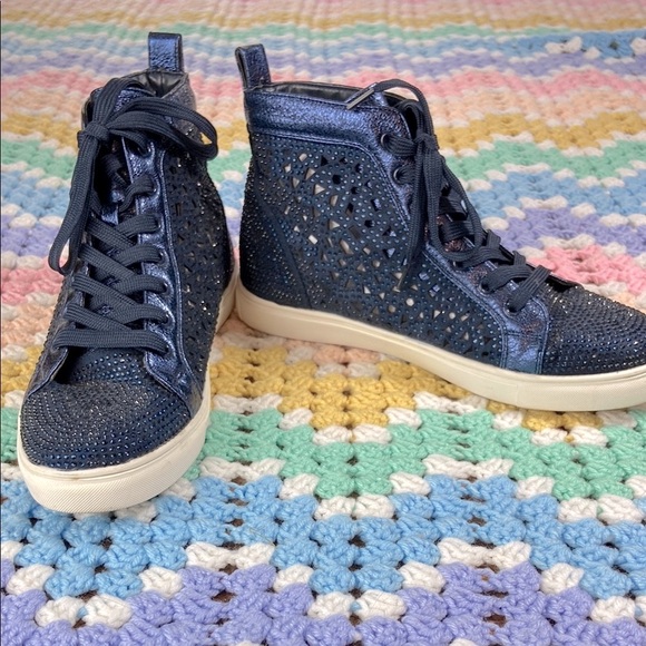 Lady Couture New York Rhinestone Bedazzled Cutout Blue High-Top Sneakers Shoes 9 - Picture 2 of 13